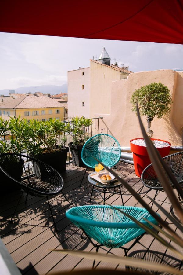 Duplex Avec Terrasse - Hyper-Centre De Toulon Apartment Exterior foto